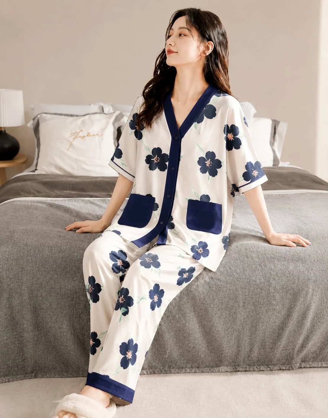 Women Cream Ivory Relaxed Lounge Co-ord